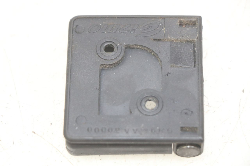 photo de HAK TORBY PEUGEOT SATELIS 125 (2006 - 2009) - Zoom stanu zużycia