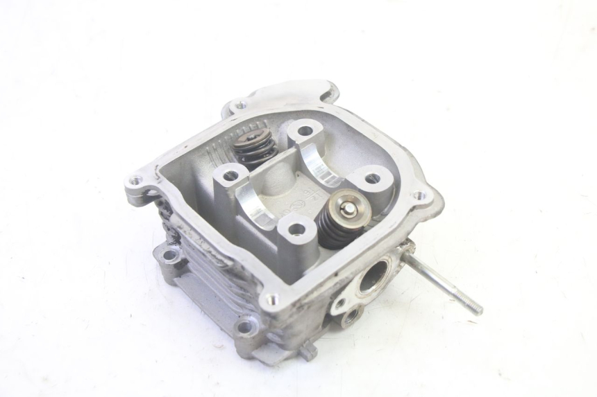 photo de GŁOWICA SILNIKA KYMCO AGILITY 16+ 4T 50 (2018 - 2023) - Widok produktu