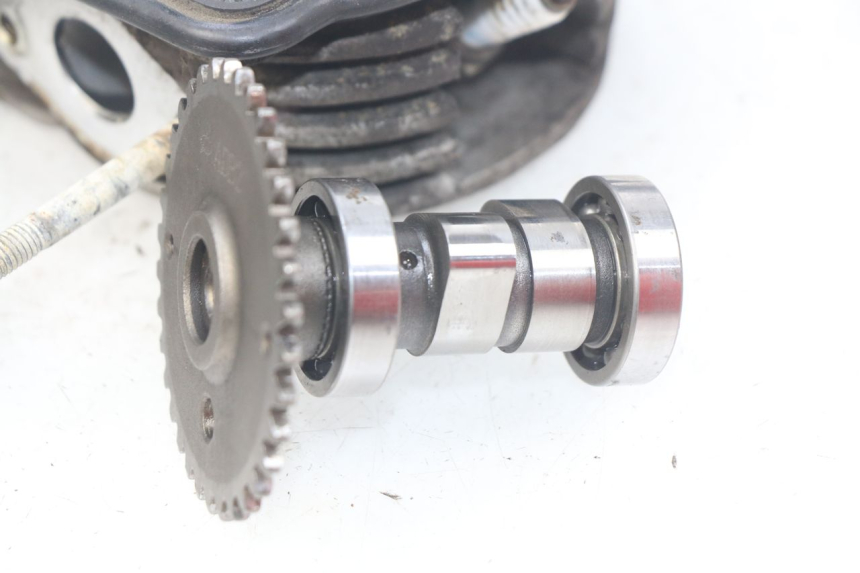 photo de GŁOWICA CYLINDRA KYMCO AGILITY 4T 50 (2018 - 2022) - Widok z bliska