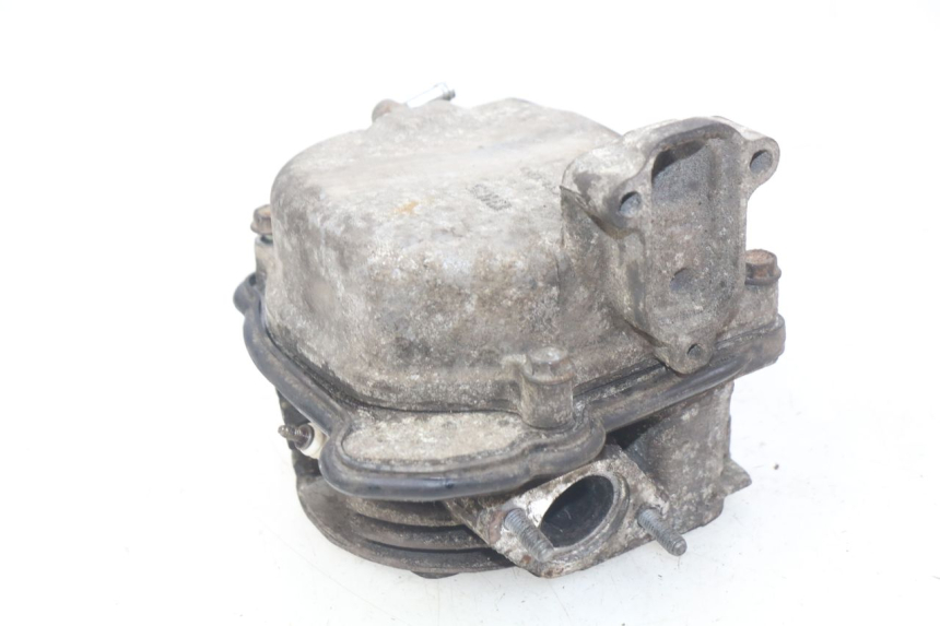 photo de GŁOWICA CYLINDRA KYMCO AGILITY 4T 50 (2018 - 2022) - Zbliżenie techniczne