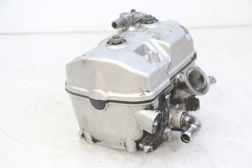 photo de GŁOWICA TYLNA HONDA NTV DEAUVILLE ABS 700 (2007 - 2016) - Widok z bliska