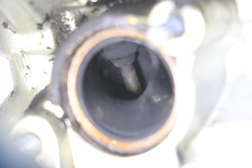 photo de GŁOWICA TYLNA HONDA NTV DEAUVILLE ABS 700 (2007 - 2016) - Inny kąt widzenia