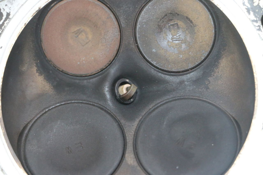 photo de GŁOWICA TYLNA HONDA NTV DEAUVILLE ABS 700 (2007 - 2016) - Zbliżenie techniczne