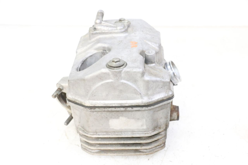 photo de GŁOWICA TYLNA HONDA NTV DEAUVILLE 650 (2001 - 2006) - Inny kąt widzenia