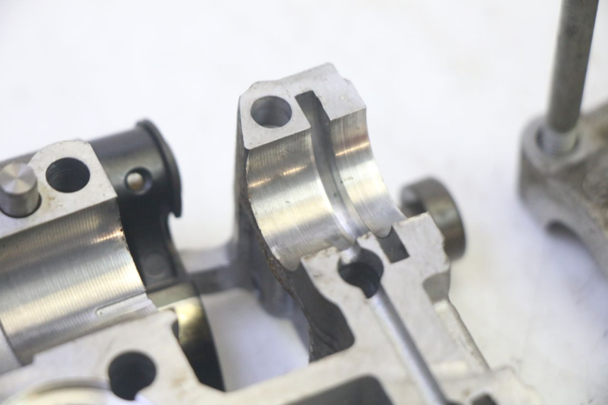 photo de GŁOWICA TYLNA BMW R RT ABS 1200 (2010 - 2014) - Punkty mocowania