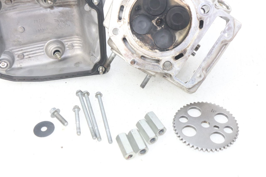 photo de GŁOWICA TYLNA APRILIA SRV 850 (2012 - 2017) - Stan powierzchni