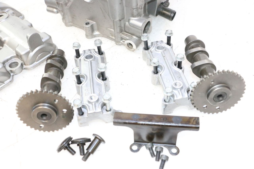 photo de GŁOWICA TYLNA SUZUKI SV S 650 (1999 - 2002) - Alternatywny kąt