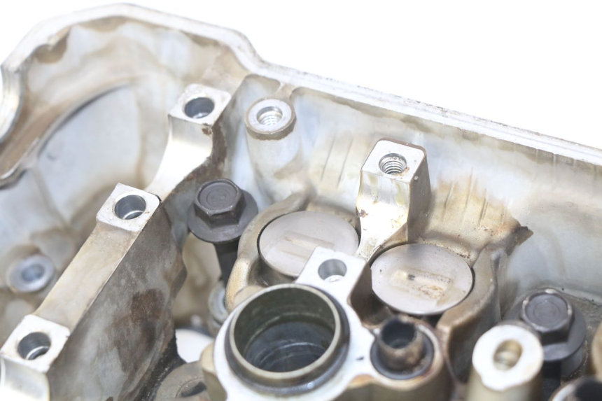 photo de GŁOWICA TYLNA HONDA VFR FI RC46 800 (1998 - 2001) - Widok z bliska