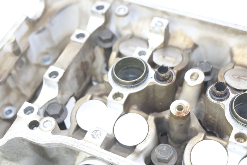 photo de GŁOWICA TYLNA HONDA VFR FI RC46 800 (1998 - 2001) - Kontrola wizualna