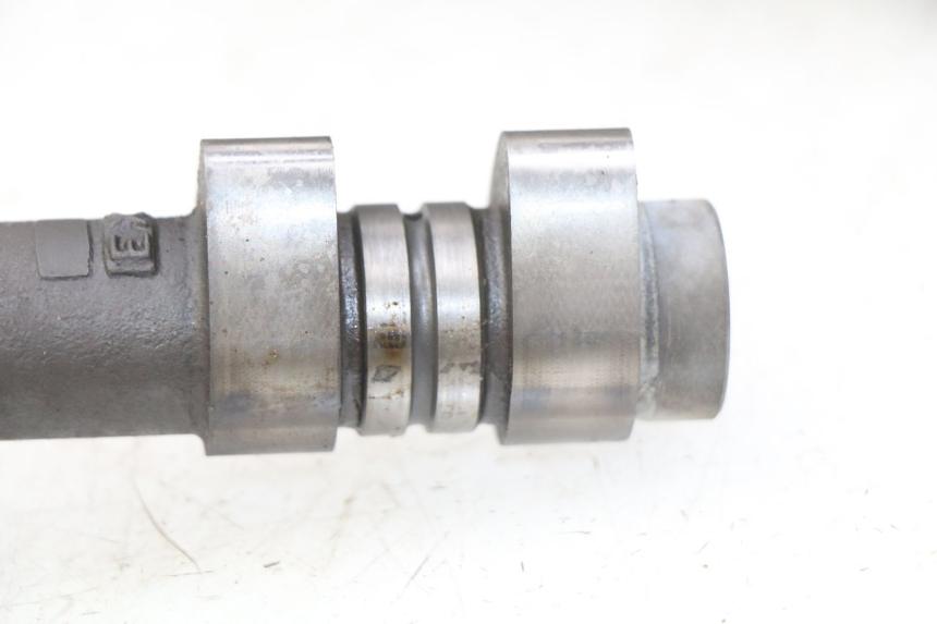 photo de GŁOWICA TYLNA HONDA VFR FI RC46 800 (1998 - 2001) - Szczegół części