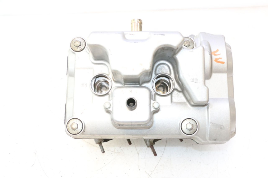 photo de GŁOWICA TYLNA HONDA VFR FI RC46 800 (1998 - 2001) - Zoom stanu zużycia