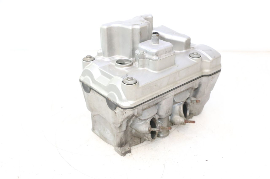 photo de GŁOWICA TYLNA HONDA VFR FI RC46 800 (1998 - 2001) - Inny kąt widzenia