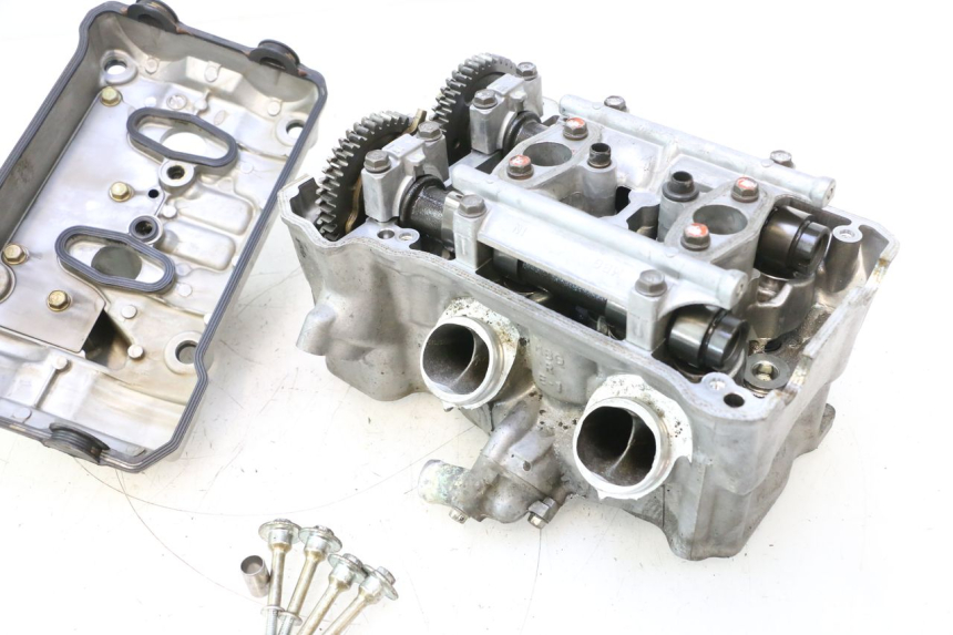 photo de GŁOWICA TYLNA HONDA VFR FI RC46 800 (1998 - 2001) - Część sprawdzona
