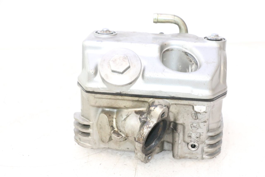 photo de GŁOWICA TYLNA HONDA XRV AFRICA TWIN 750 (1990 - 1992) - Zbliżenie techniczne