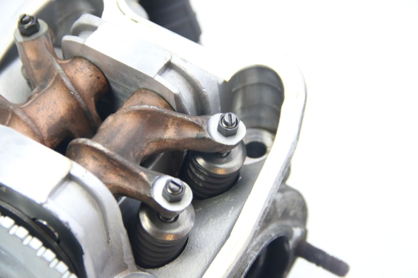 photo de GŁOWICA CYLINDRÓW APRILIA ATLANTIC 500 (2002 - 2003) - Alternatywny kąt