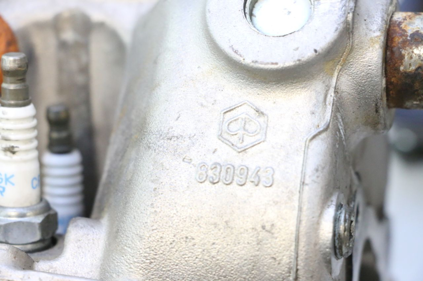 photo de GŁOWICA CYLINDRÓW PRZEDNIA GILERA GP 800 (2007 - 2013) - Inny kąt widzenia