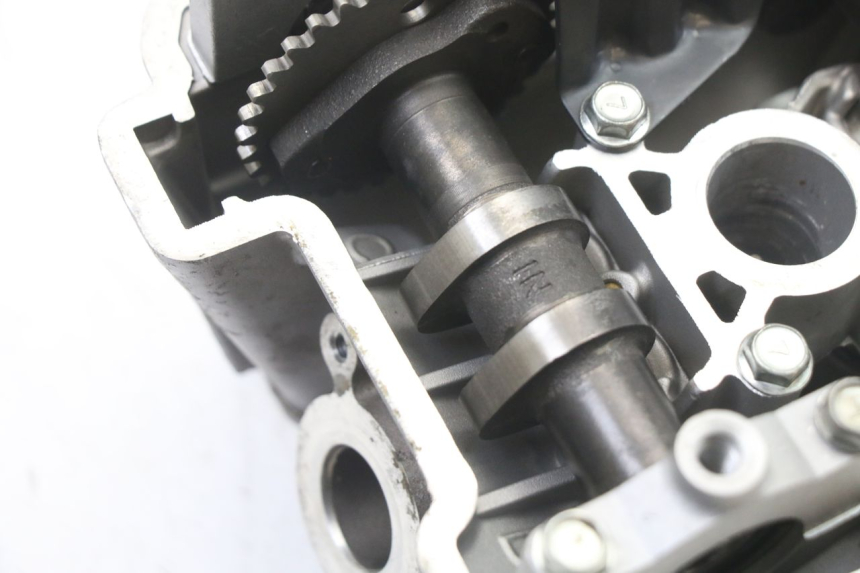 photo de GŁOWICA CYLINDRÓW PRZEDNIA HYOSUNG GTR 125 (2006 - 2008) - Kontrola wizualna