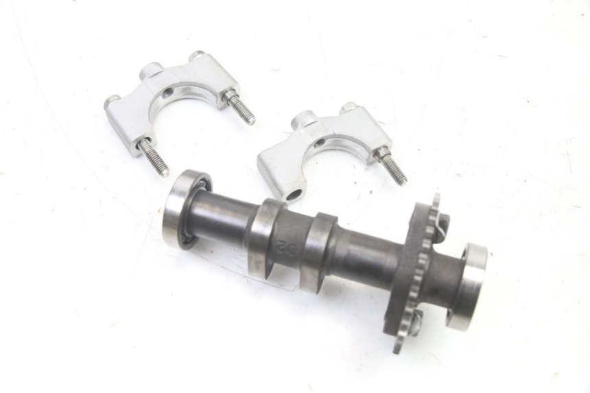 photo de GŁOWICA CYLINDRÓW PRZEDNIA HYOSUNG GTR 125 (2006 - 2008) - Zoom stanu zużycia