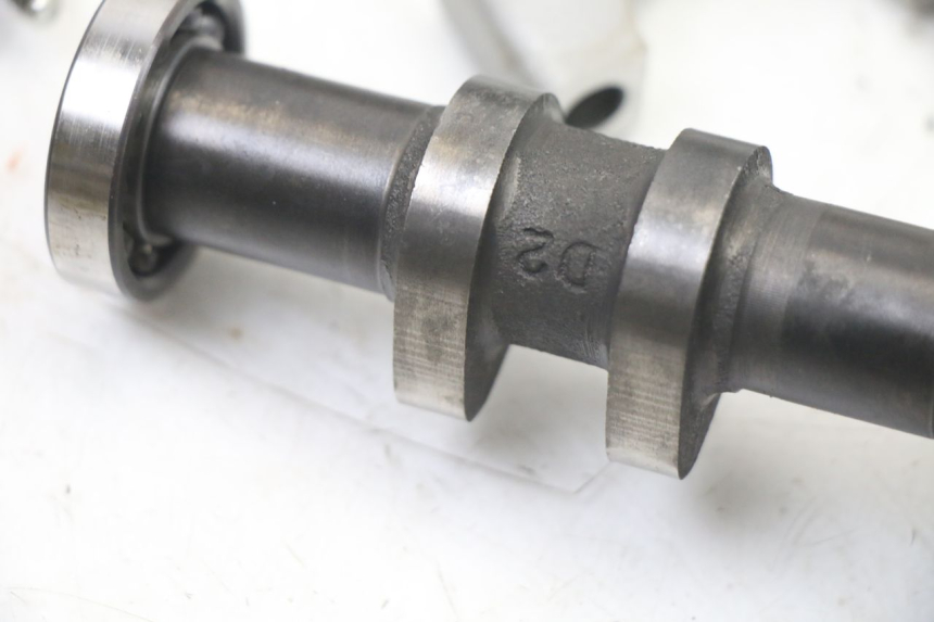 photo de GŁOWICA CYLINDRÓW PRZEDNIA HYOSUNG GTR 125 (2006 - 2008) - Inny kąt widzenia