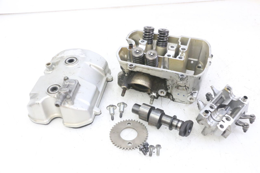 photo de GŁOWICA CYLINDRA PRZEDNIA HONDA NTV DEAUVILLE ABS 700 (2007 - 2016) - Widok główny