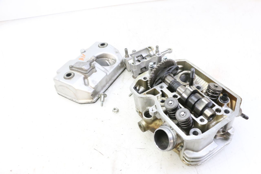 photo de GŁOWICA CYLINDRÓW PRZEDNIA HONDA NTV DEAUVILLE 650 (2001 - 2006) - Część sprawdzona