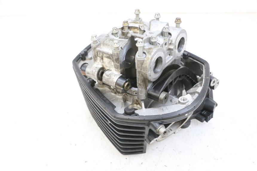 photo de GŁOWICA CYLINDRÓW PRZEDNIA BMW R RT ABS 1200 (2010 - 2014) - Struktura - zbliżenie