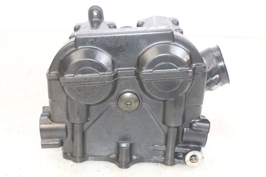 photo de GŁOWICA CYLINDRÓW PRZEDNIA SUZUKI SV N 650 (1999 - 2002) - Oznaczenia i referencje