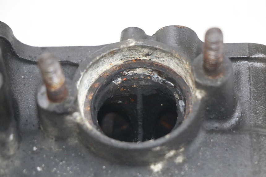 photo de GŁOWICA CYLINDRÓW PRZEDNIA SUZUKI SV N 650 (1999 - 2002) - Stan powierzchni