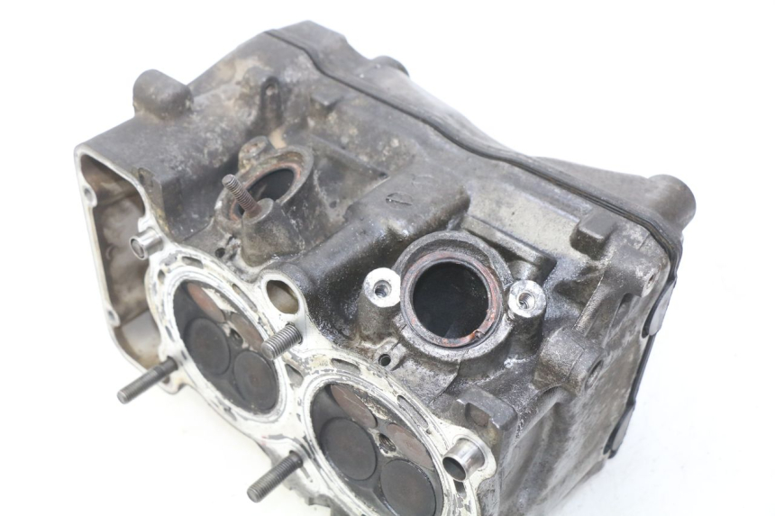 photo de GŁOWICA CYLINDRA PRZEDNIA HONDA VFR FI RC46 800 (1998 - 2001) - Widok ogólny