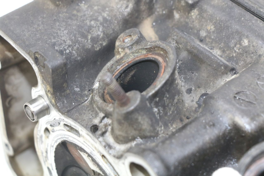 photo de GŁOWICA CYLINDRA PRZEDNIA HONDA VFR FI RC46 800 (1998 - 2001) - Punkty mocowania