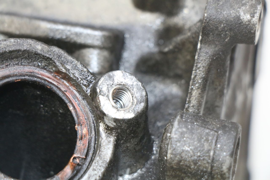 photo de GŁOWICA CYLINDRA PRZEDNIA HONDA VFR FI RC46 800 (1998 - 2001) - Część sprawdzona