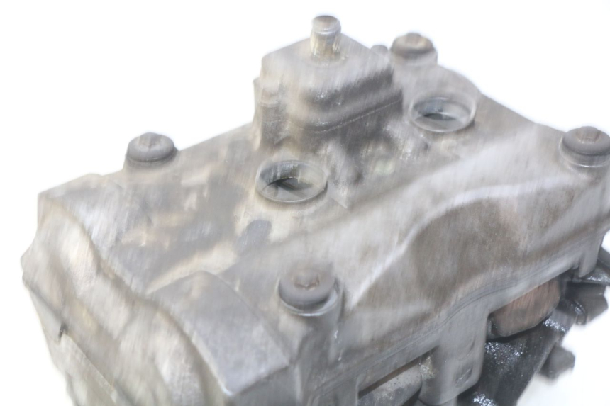 photo de GŁOWICA CYLINDRA PRZEDNIA HONDA VFR FI RC46 800 (1998 - 2001) - Inny kąt widzenia