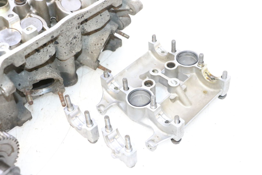 photo de GŁOWICA CYLINDRA PRZEDNIA HONDA VFR FI RC46 800 (1998 - 2001) - Część sprawdzona