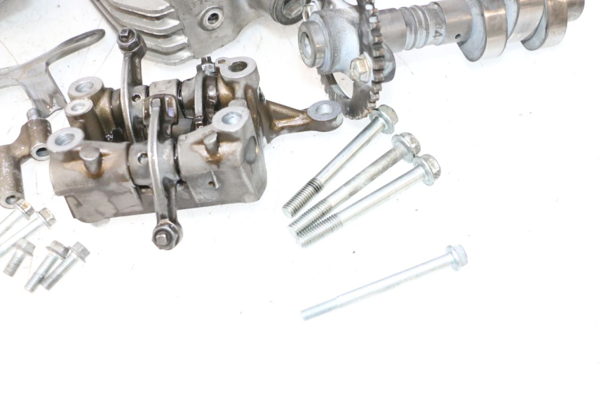 photo de GŁOWICA CYLINDRA PRZEDNIA HONDA XRV AFRICA TWIN 750 (1990 - 1992) - Zoom jakości
