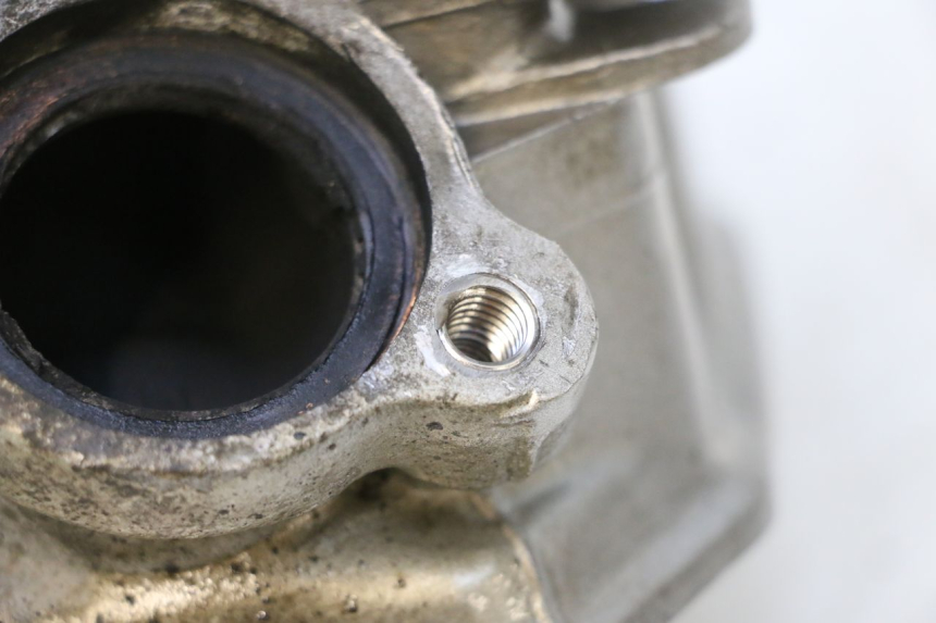 photo de GŁOWICA CYLINDRA PRZEDNIA HONDA XRV AFRICA TWIN 750 (1990 - 1992) - Zoom stanu zużycia