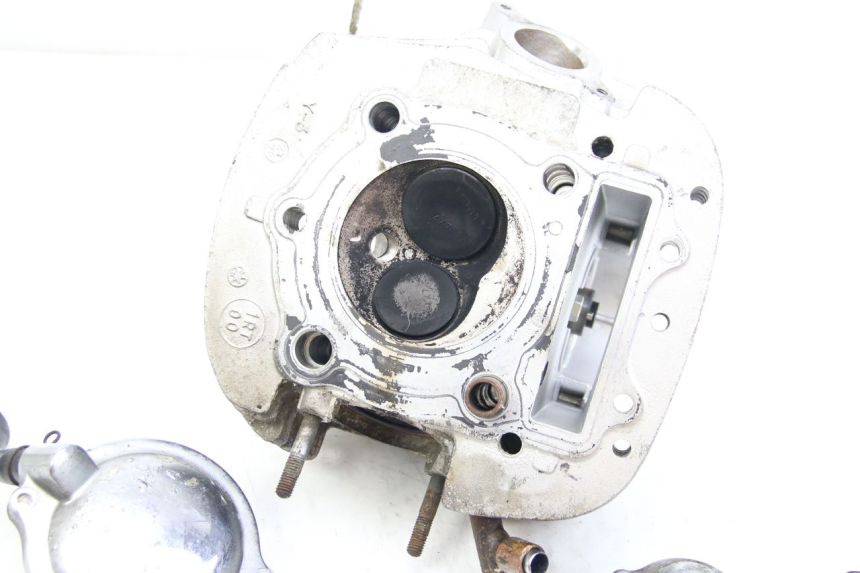 photo de GŁOWICA CYLINDRÓW PRZEDNIA YAMAHA XV VIRAGO 750 (1984 - 1998) - Szczegół części