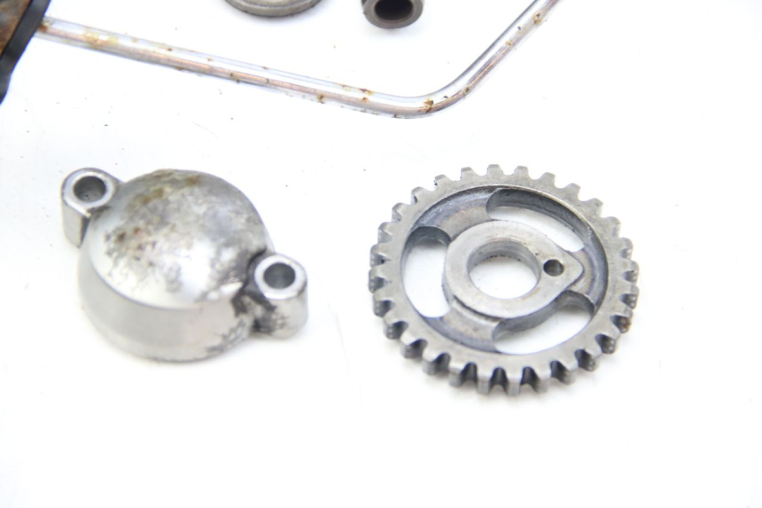 photo de GŁOWICA CYLINDRÓW PRZEDNIA YAMAHA XV VIRAGO 750 (1984 - 1998) - Zbliżenie komponentów