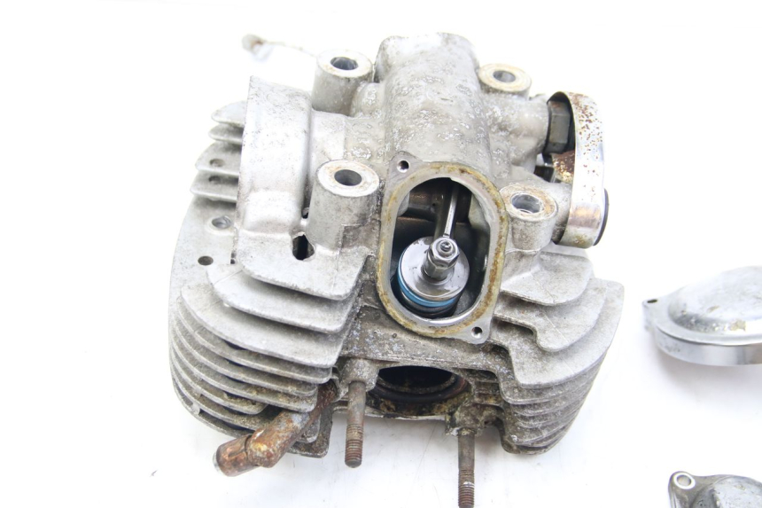 photo de GŁOWICA CYLINDRÓW PRZEDNIA YAMAHA XV VIRAGO 750 (1984 - 1998) - Punkty mocowania