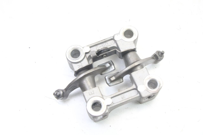 photo de GŁOWICA SILNIKA DAELIM BESBI 125 (2007 - 2008) - Oznaczenia i referencje