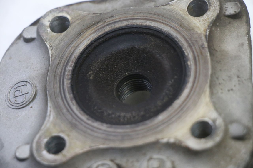 photo de GŁOWICA CYLINDRA MASH BIBOP 2T 50 (2013 - 2018) - Zbliżenie techniczne