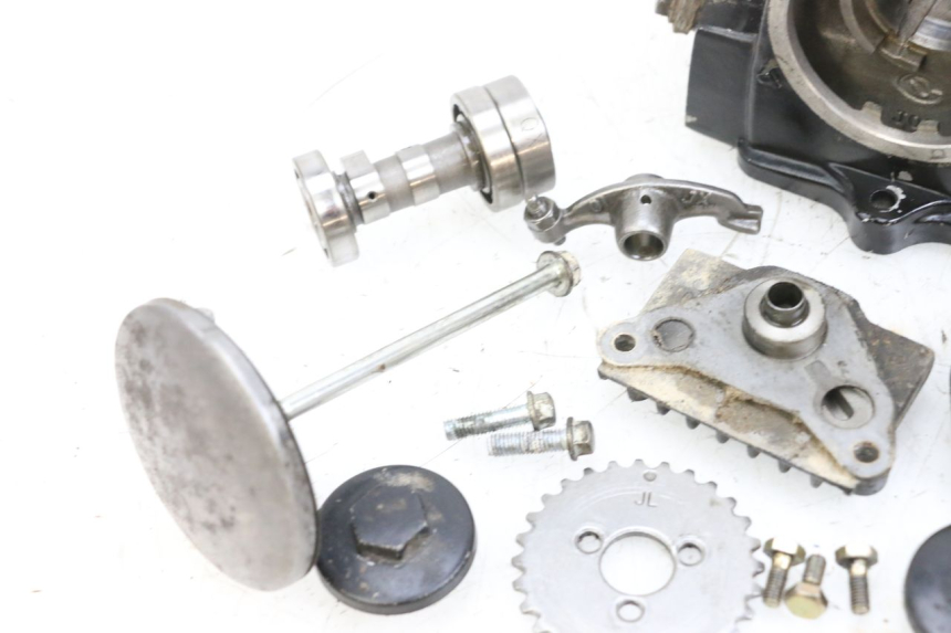 photo de GŁOWICA SILNIKA MAG POWER BOMBERS 4T 50 (2016 - 2026) - Zoom stanu zużycia