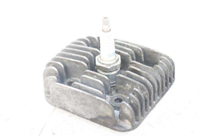 photo de GŁOWICA SILNIKA MBK BOOSTER SPIRIT 50 (1999 - 2003) - Zbliżenie techniczne