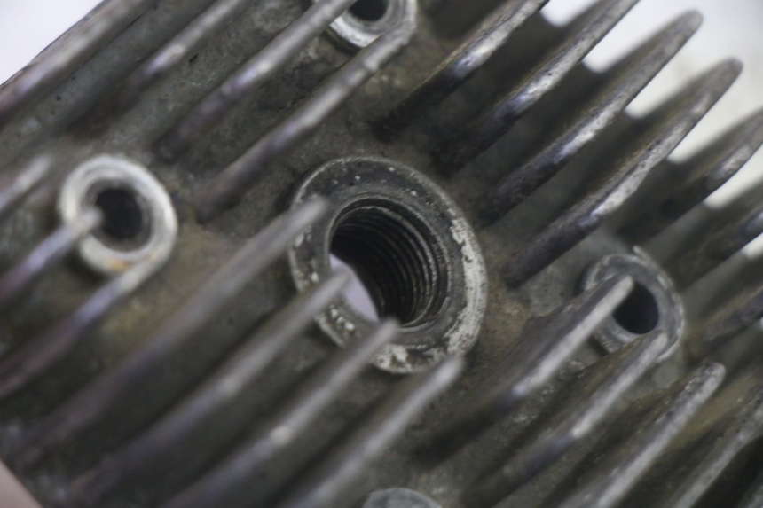 photo de GŁOWICA CYLINDRÓW MBK BOOSTER SPIRIT 50 (2004 - 2017) - Inny kąt widzenia