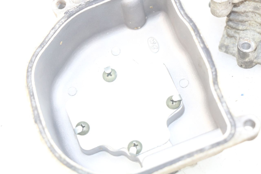 photo de GŁOWICA CYLINDRÓW BAOTIAN BT 50 QT-12 50 (2007 - 2009) - Alternatywny kąt