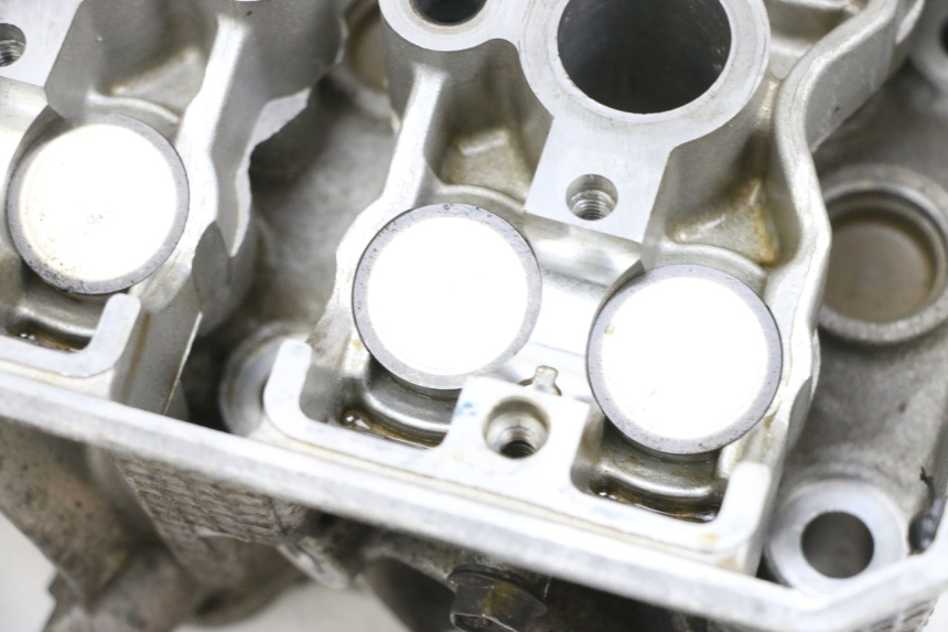 photo de GŁOWICA SILNIKA SUZUKI BURGMAN 650 (2013 - 2020) - Szczegóły charakterystyczne