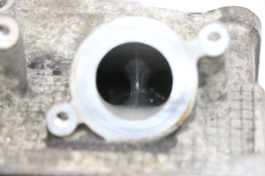 photo de GŁOWICA SILNIKA SUZUKI BURGMAN 650 (2013 - 2020) - Zbliżenie komponentów