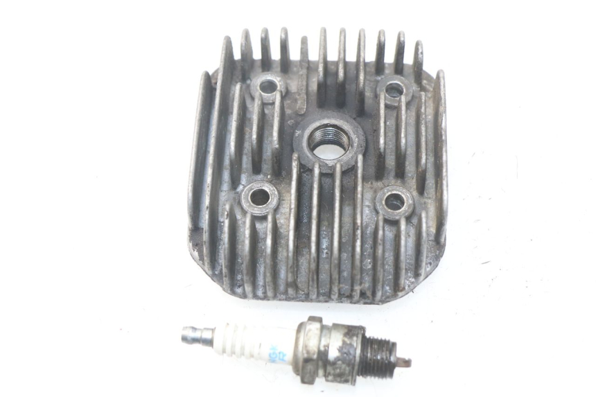 photo de GŁOWICA CYLINDRÓW YAMAHA BW'S 50 (1999 - 2003) - Inny kąt widzenia