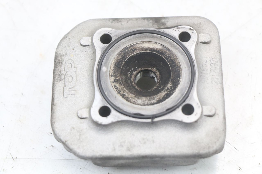 photo de GŁOWICA SILNIKA YAMAHA BW'S 50 (2004 - 2017) - Inny kąt widzenia