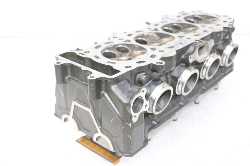 photo de GŁOWICA CYLINDRÓW HONDA CB R 1000 (2018 - 2023) - Szczegół części