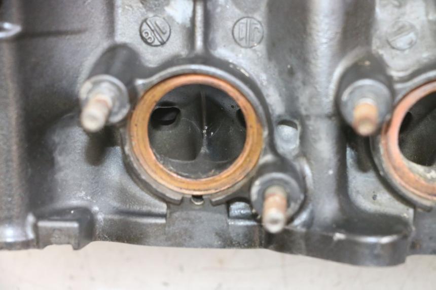 photo de GŁOWICA CYLINDRÓW HONDA CB R 1000 (2018 - 2023) - Kontrola wizualna